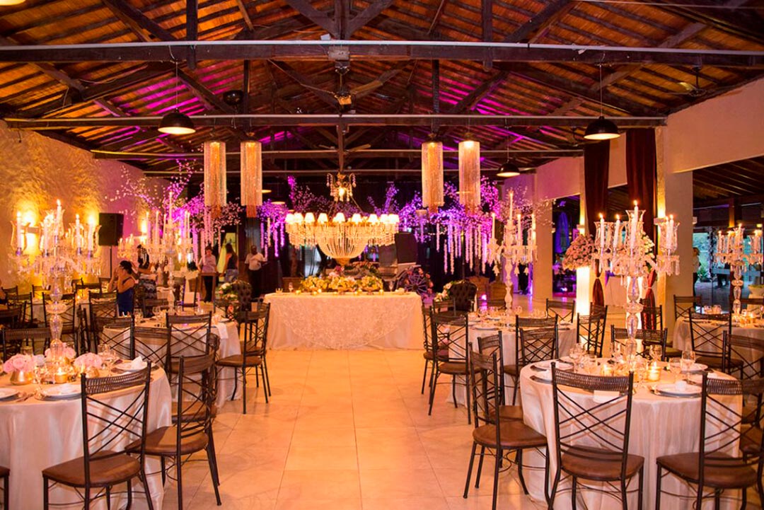 erros comuns na decoração da entrada do salão de casamento