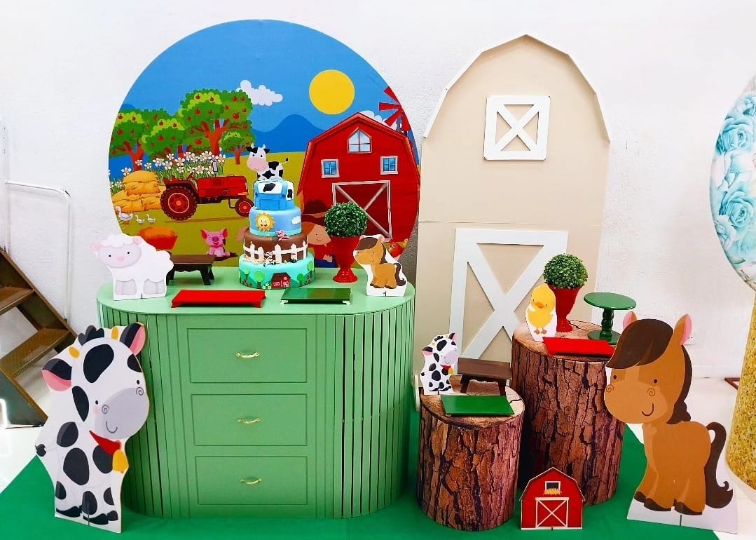 decoração fazendinha simples versus luxo