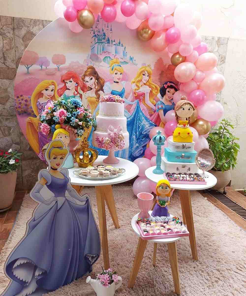 painel de festa princesa DIY