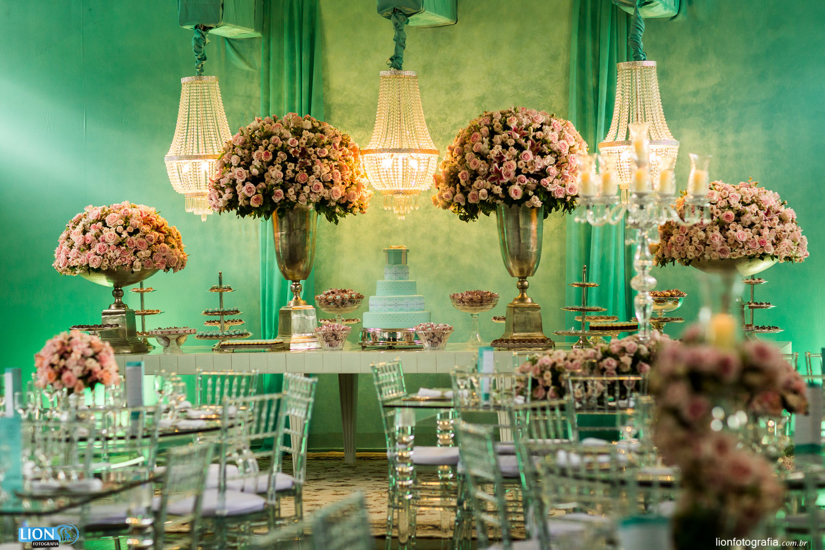 ideias de decoração verde água para festa de 15 anos