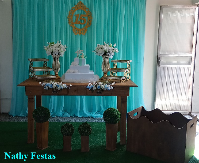 decoração de 15 anos verde água