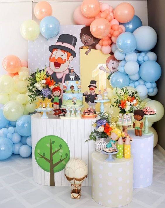 decoração de aniversário de 1 ano masculino com balões