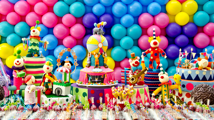 decoração de festa de 1 ano para menina vs festa de 2 anos