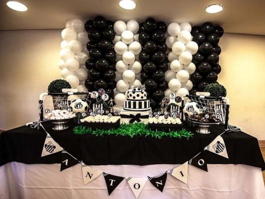 quanto custa decoração de festa de 20 anos