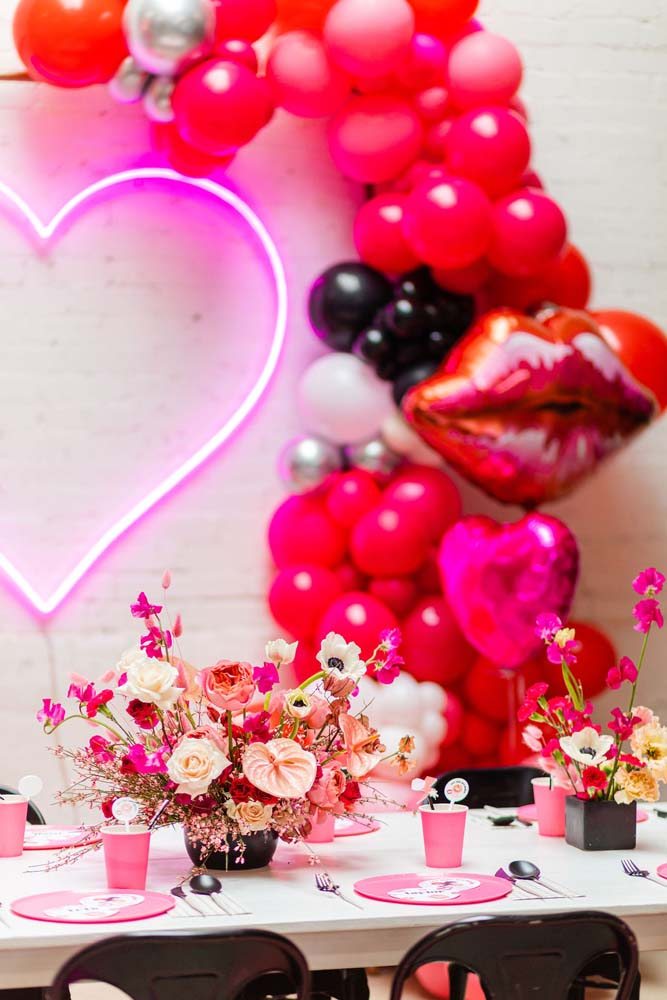 decoração de aniversário feminino simples e barato para 15 anos