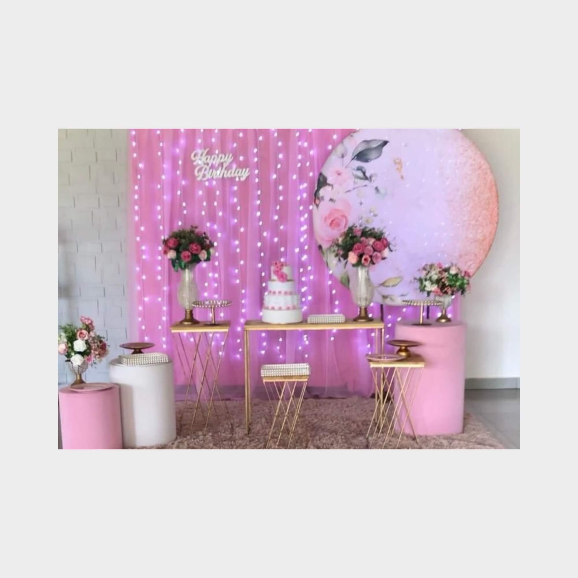 mesa de aniversário simples decorada