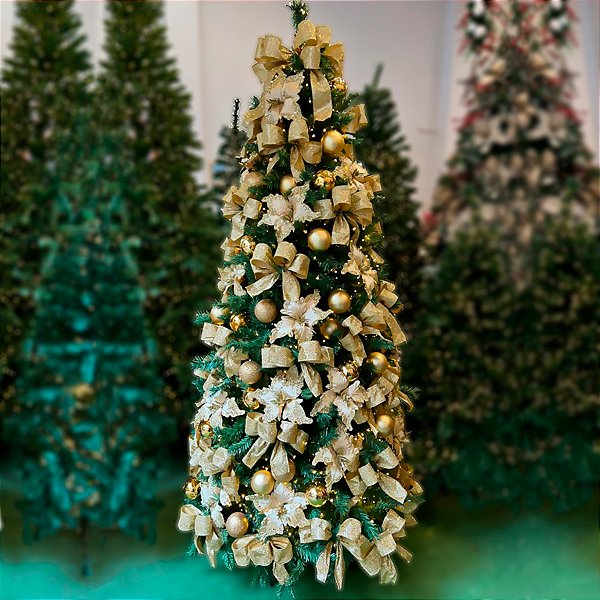decoração de arvore de natal dourada