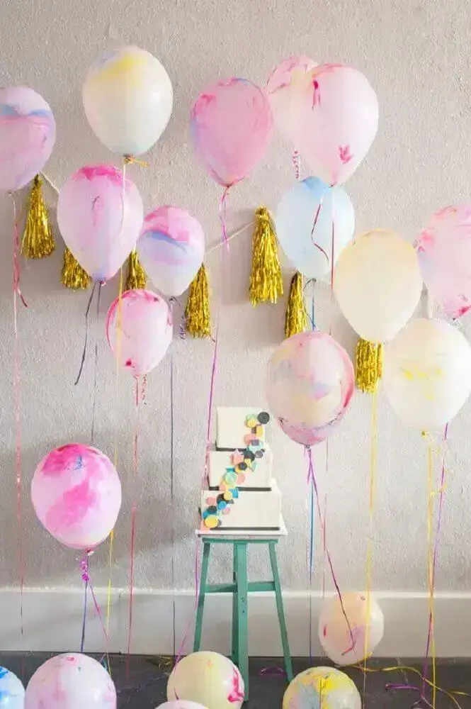 decoração de festa infantil com balões simples