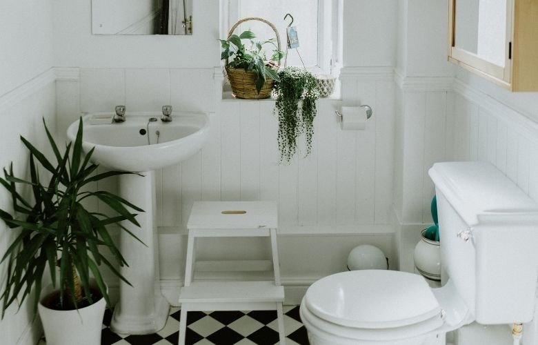decoração banheiro pequeno e barato