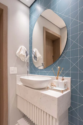 quanto custa decorar banheiro pequeno moderno