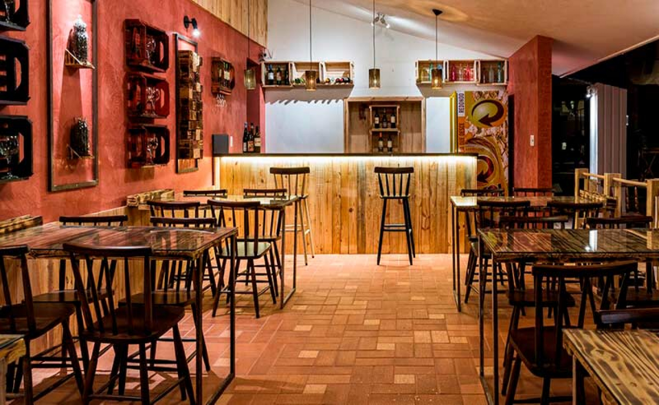 decoração de bar rustico