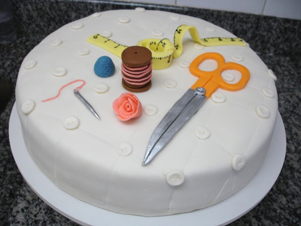 bolo branco para aniversário