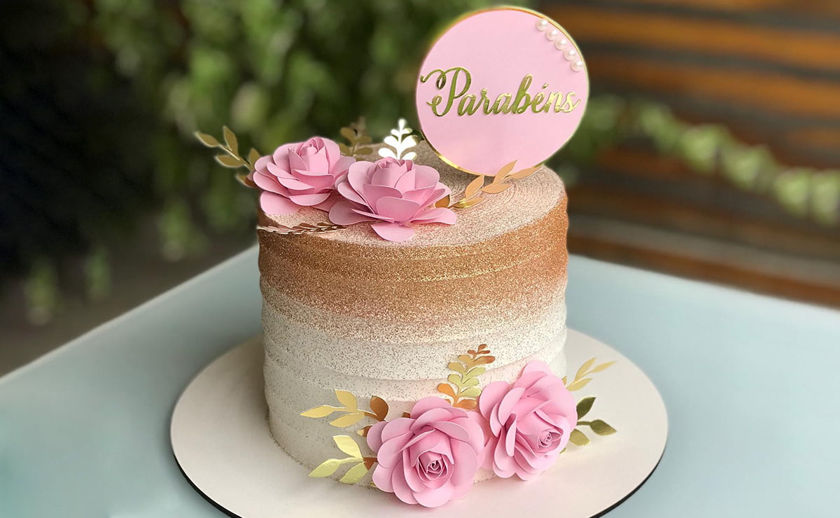 quanto custa um bolo de aniversário feminino decorado