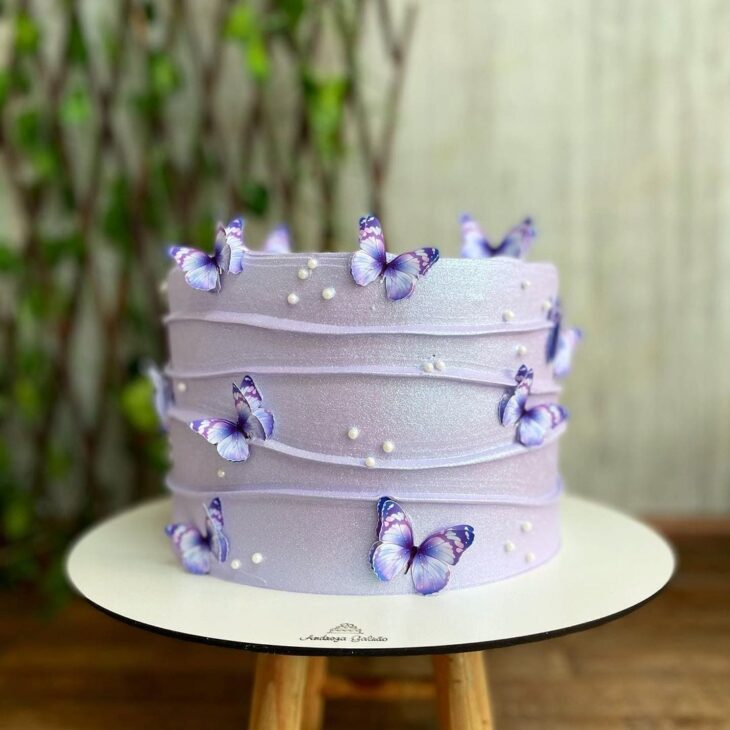 bolo quadrado roxo vintage