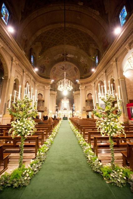 decoração de casamento em igreja