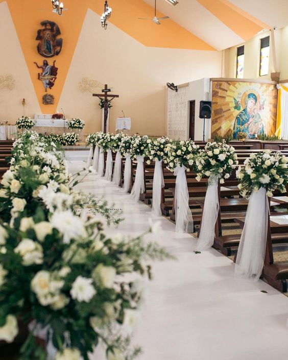 ideias de decoração de igreja para casamento simples