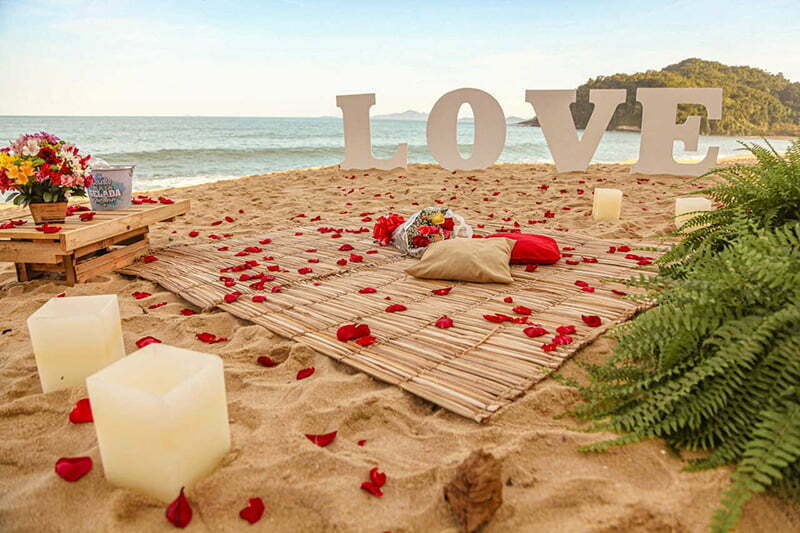 decoração de casamento na praia simples