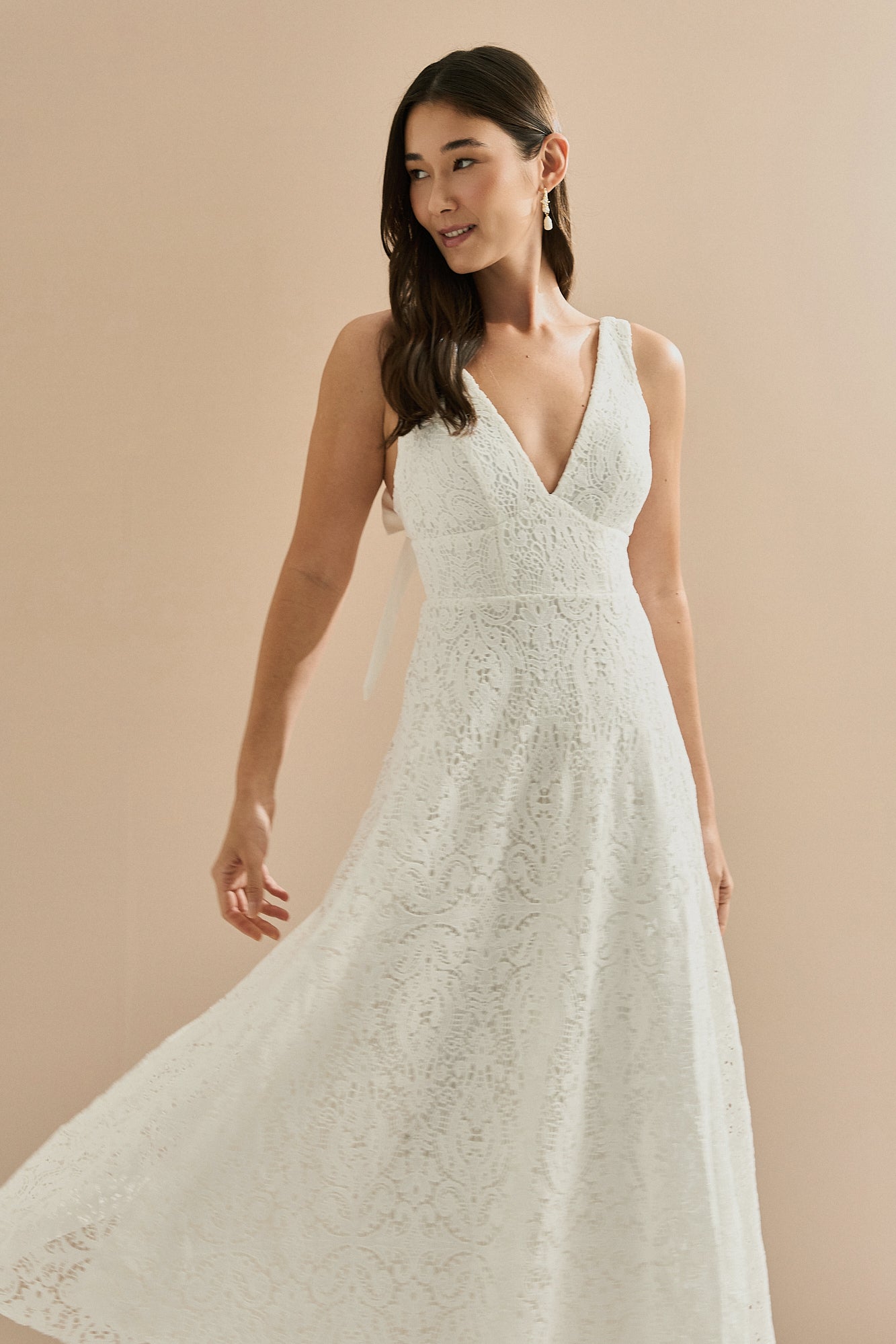 decoração casamento praia simples versus luxuoso