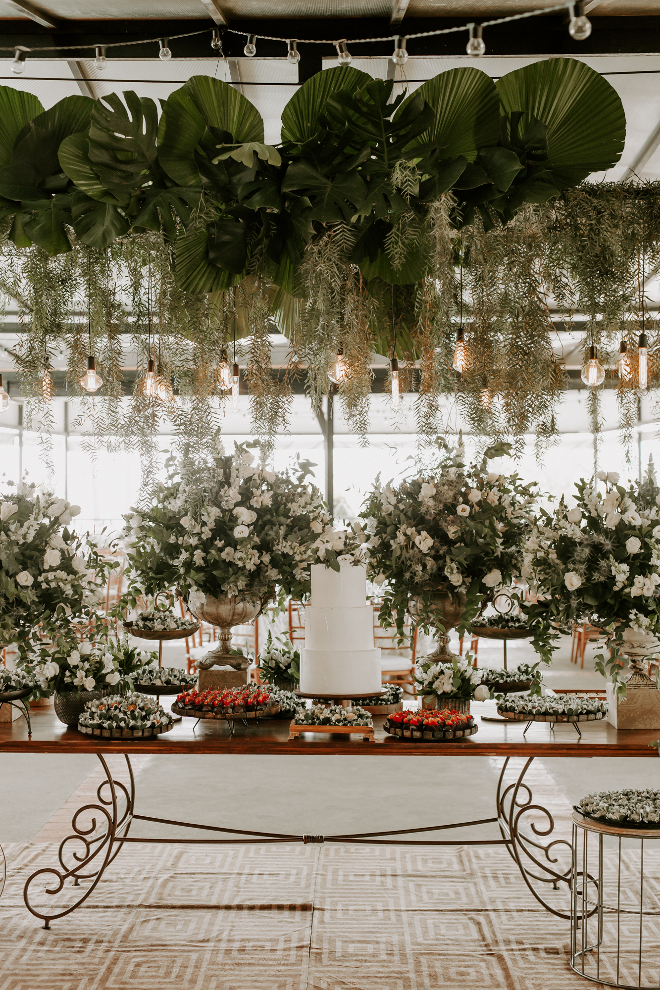 paleta de cores verde e branco casamento