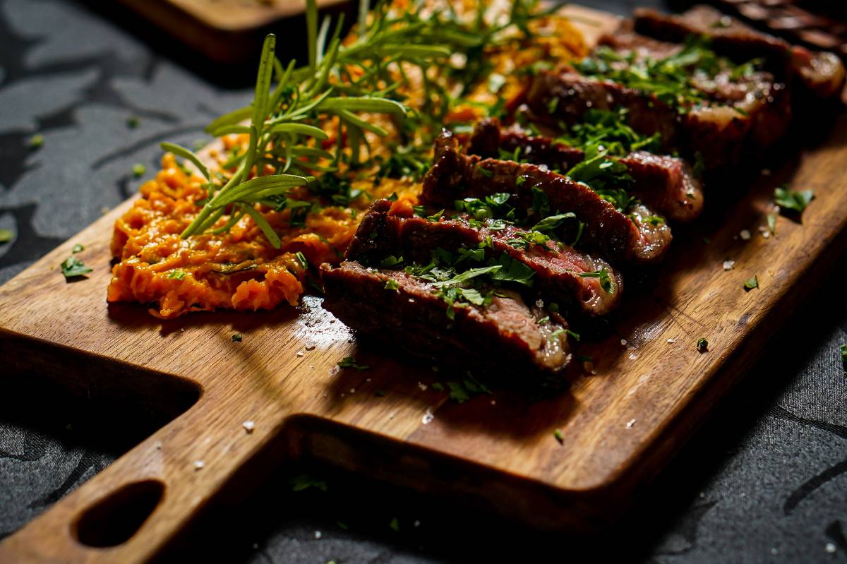 decoração churrasco rústico vs moderno