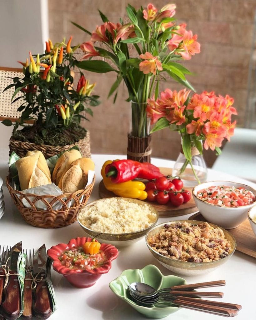 decoração churrasco rústico vs moderno