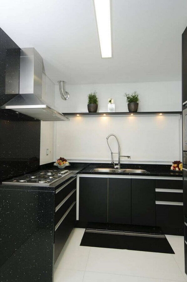 cozinha preta minimalista