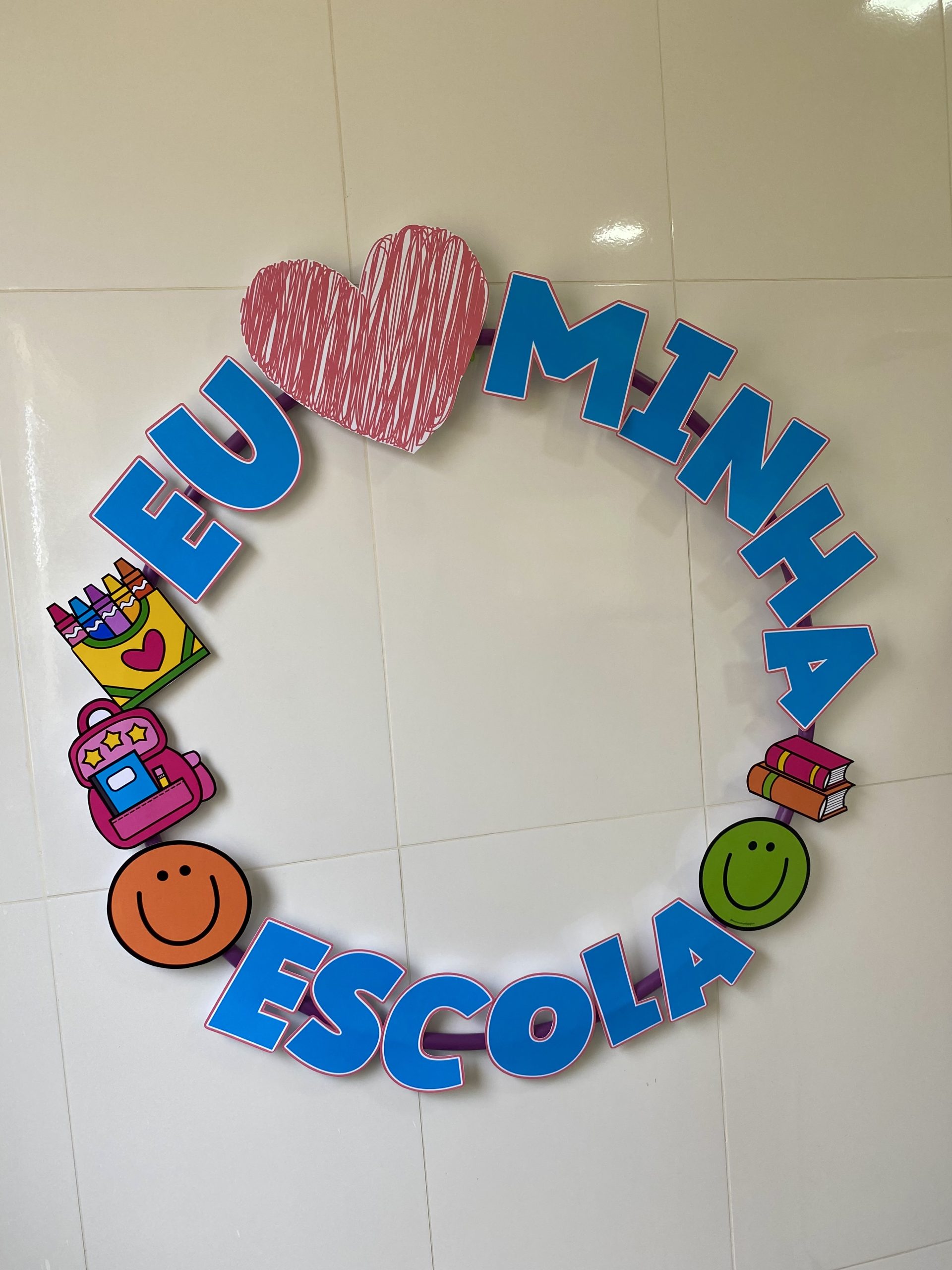 decoração sustentável para escolas