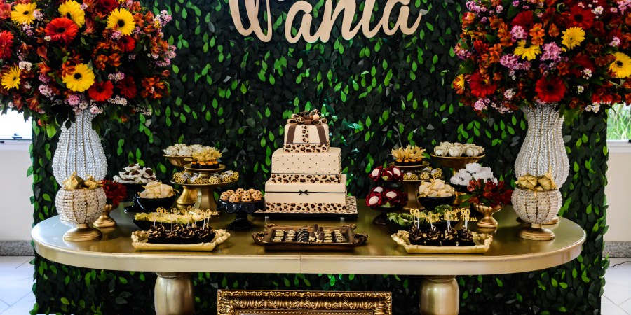 mesa de doces 60 anos