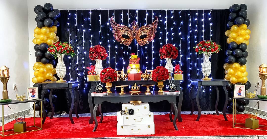 decoração de festa a fantasia tema livre