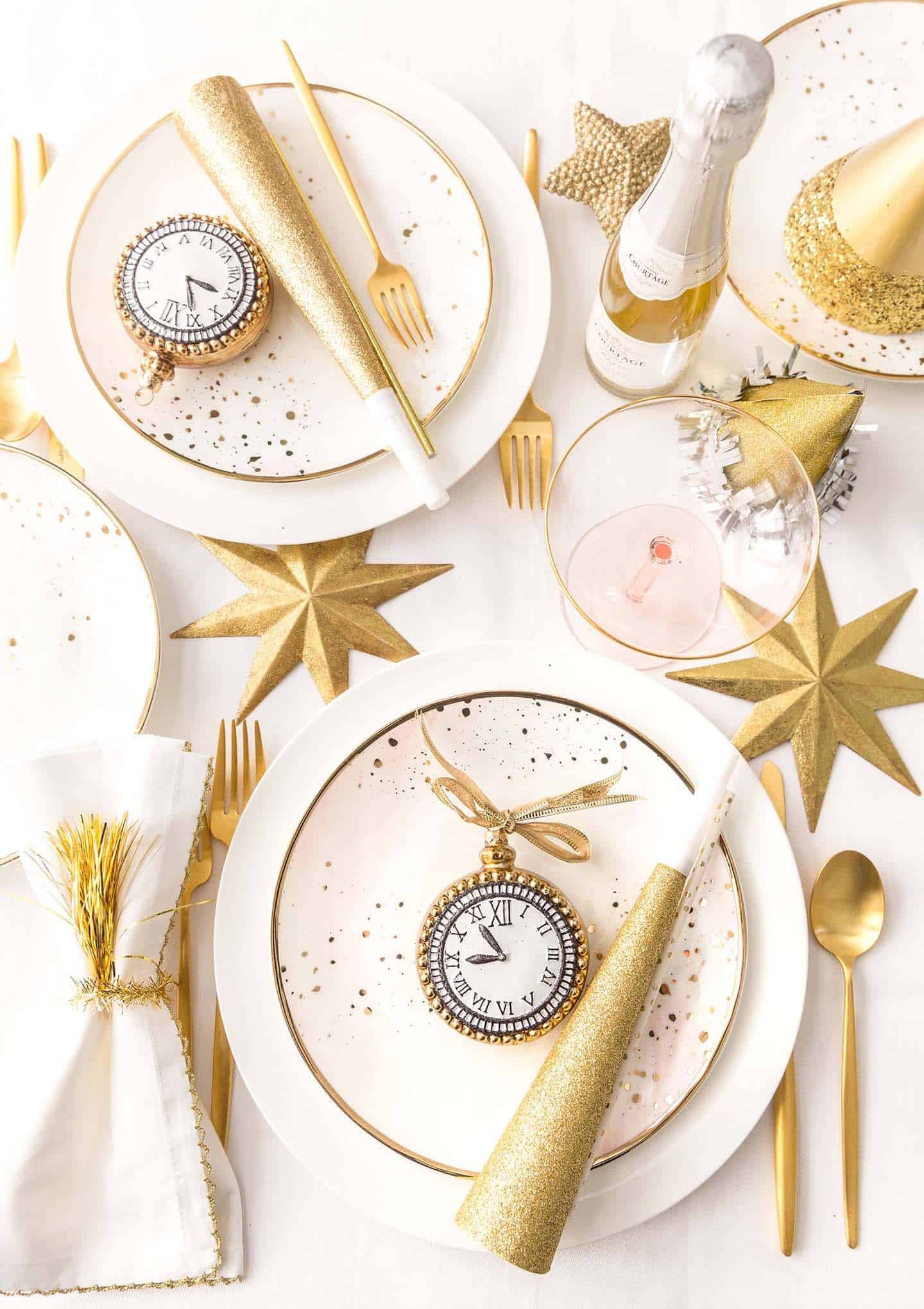 decoração de festa amarelo branco e dourado