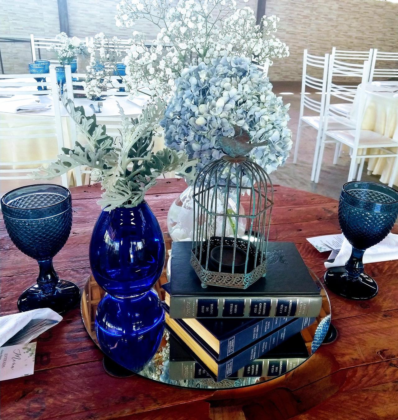 erros comuns decoração festa azul e branco