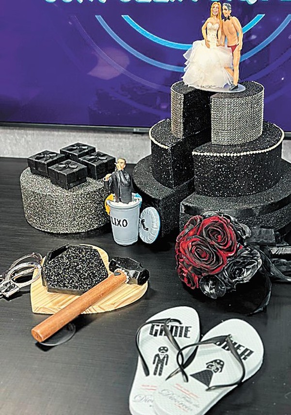 decoração festa divórcio versus casamento