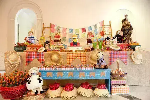 erros comuns na decoração de festa junina barata que você deve evitar