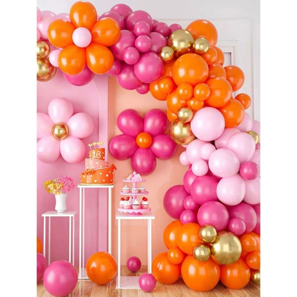 decoração festa com balões laranja