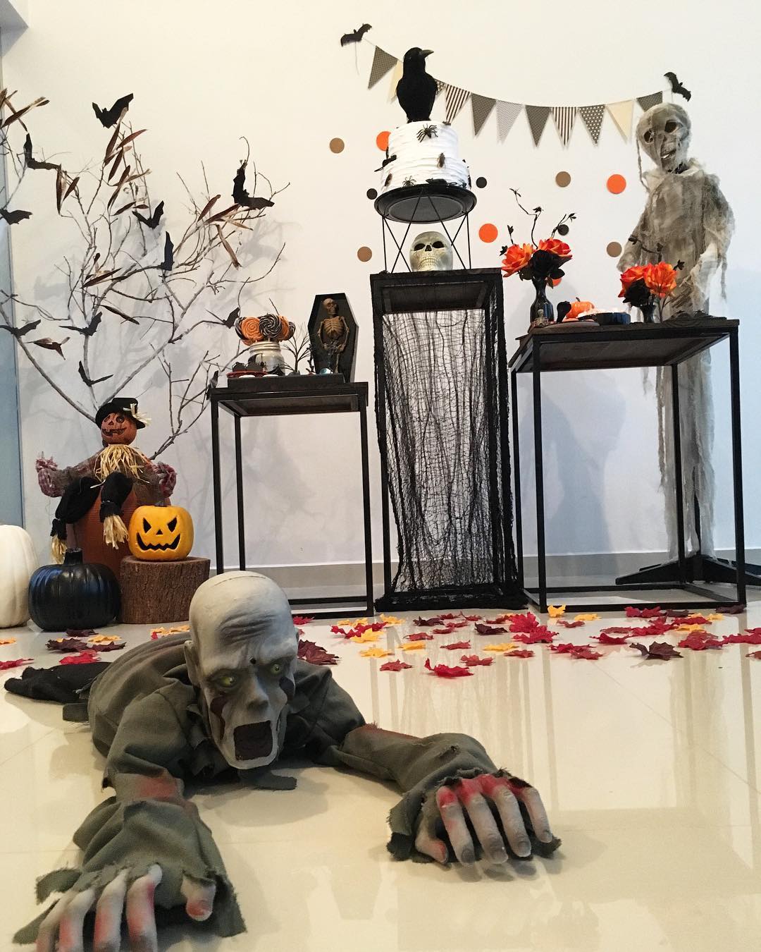 erros comuns ao decorar halloween na escola