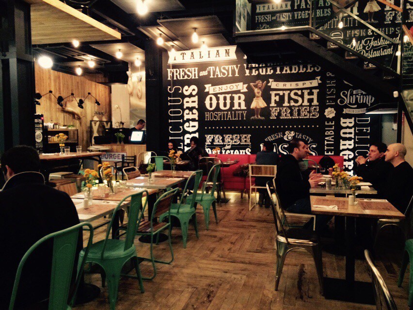 quanto custa decorar uma hamburgueria pequena