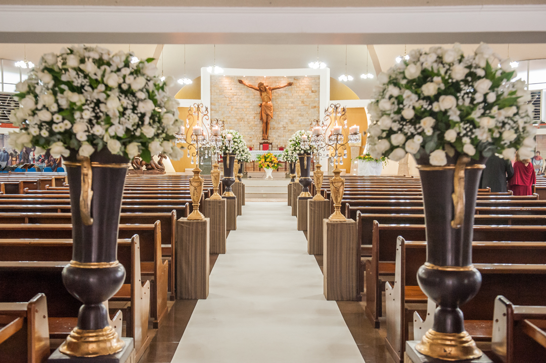 decoração igreja minimalista