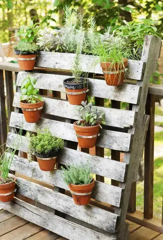 decoração de jardim simples e barata