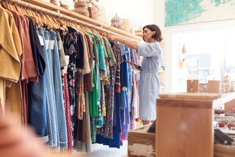 quanto custa decorar uma loja de roupa