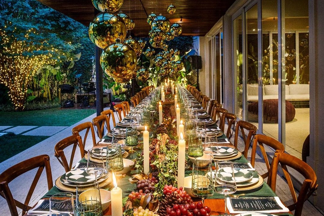 decoração de mesa com festão