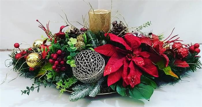 ideias de centro de mesa com festão para natal