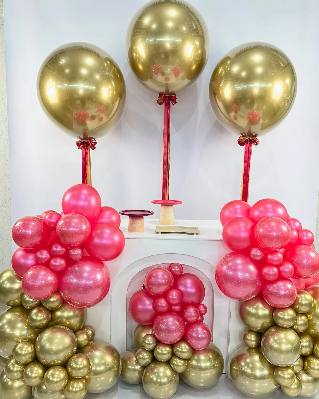 decoração de mesa de aniversário minimalista