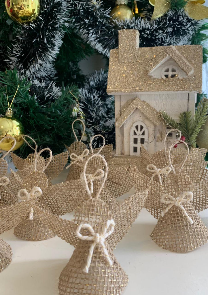 decoração de mesa de natal com juta