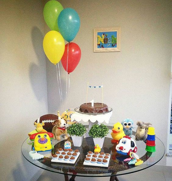 mesa posta dia das crianças vs festa tradicional