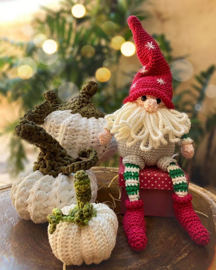 Transforme sua Casa: Dicas de Iluminação e Sustentabilidade na Decoração de Natal Artesanal