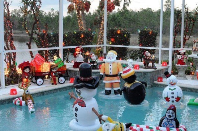 enfeites natal piscina