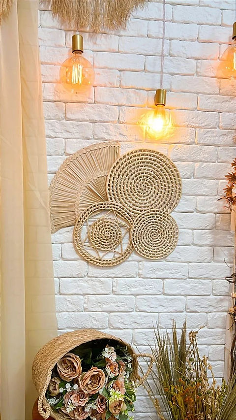 decoração de palha na parede