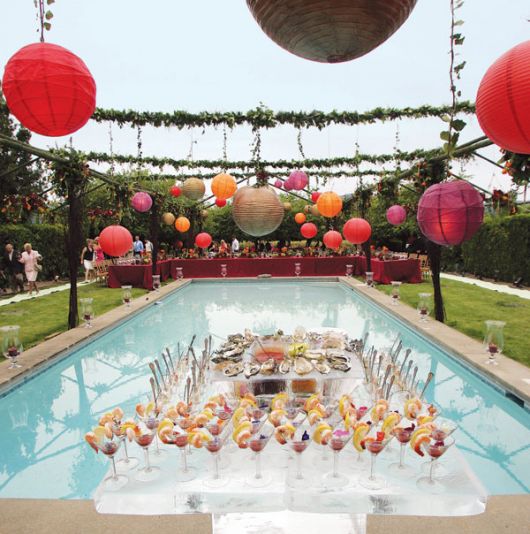 ideias criativas para festa na piscina
