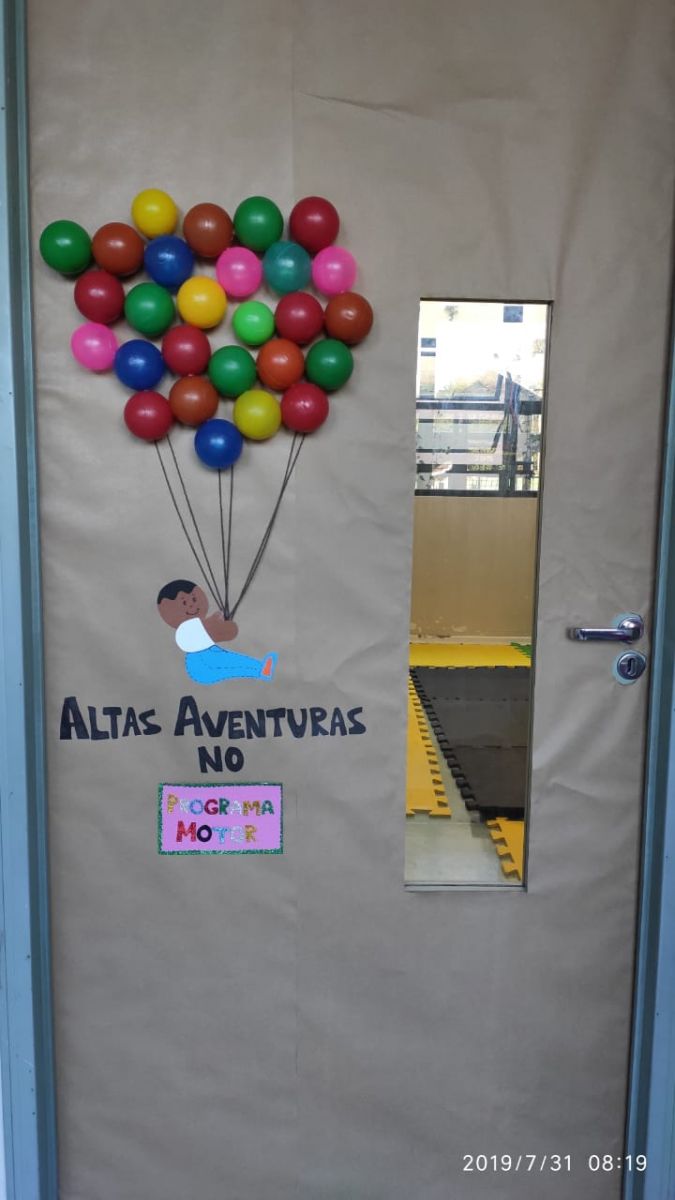 decoração de porta educação infantil moldes