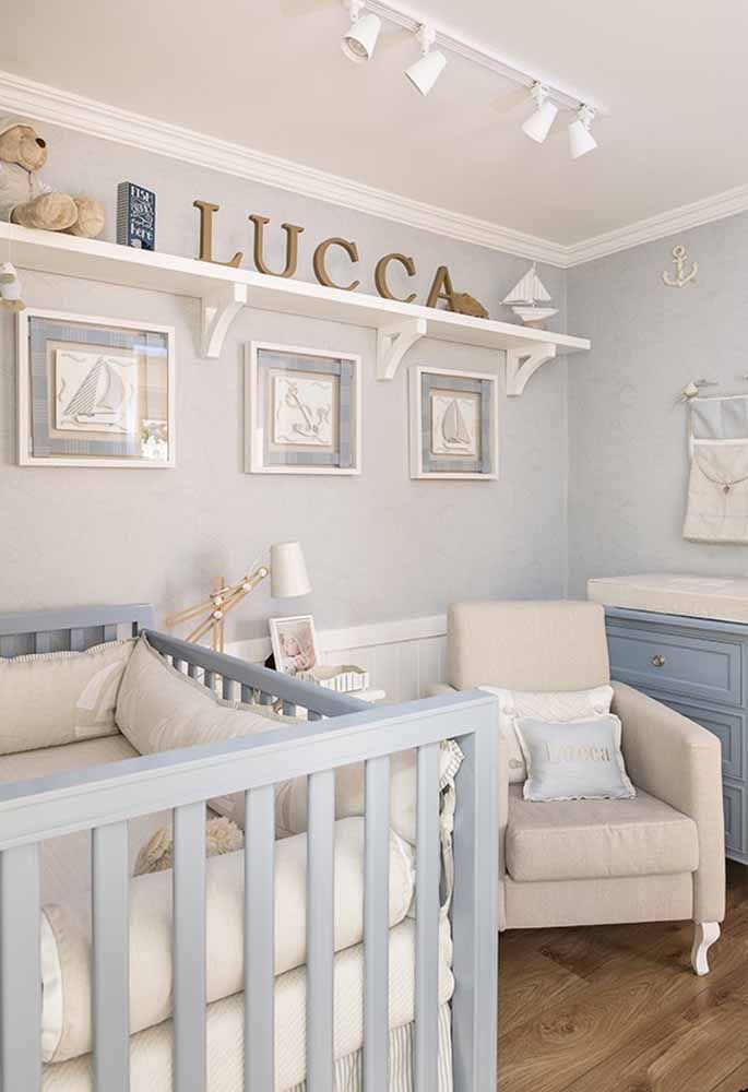 quarto de bebê masculino com azul marinho